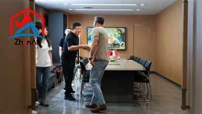 O cliente polonês visita o Zhenan Group em 10 de junho de 2025